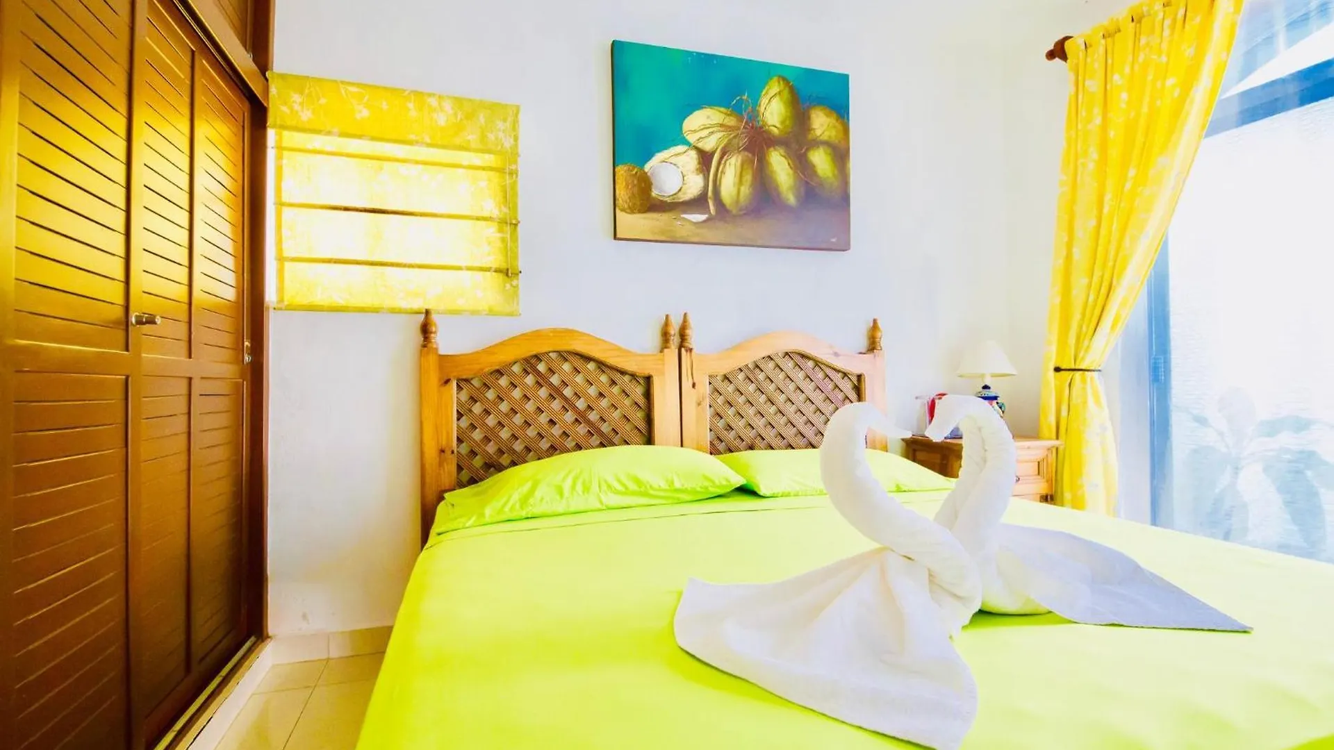 Alojamento de Acomodação e Pequeno-almoço Superior Budget Room With Swimming Pool Air Conditioning And Parking Playa del Carmen México